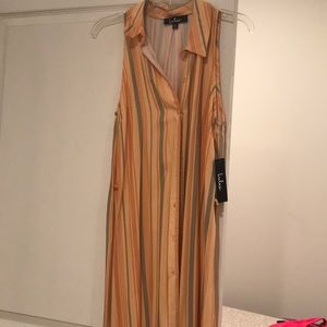 NEW Lulus button up tunic dress